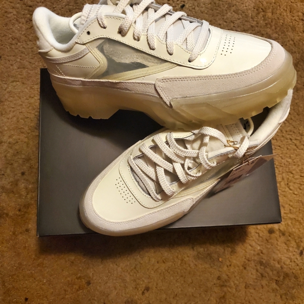 Reebok Cardi B shoes size 10 womens